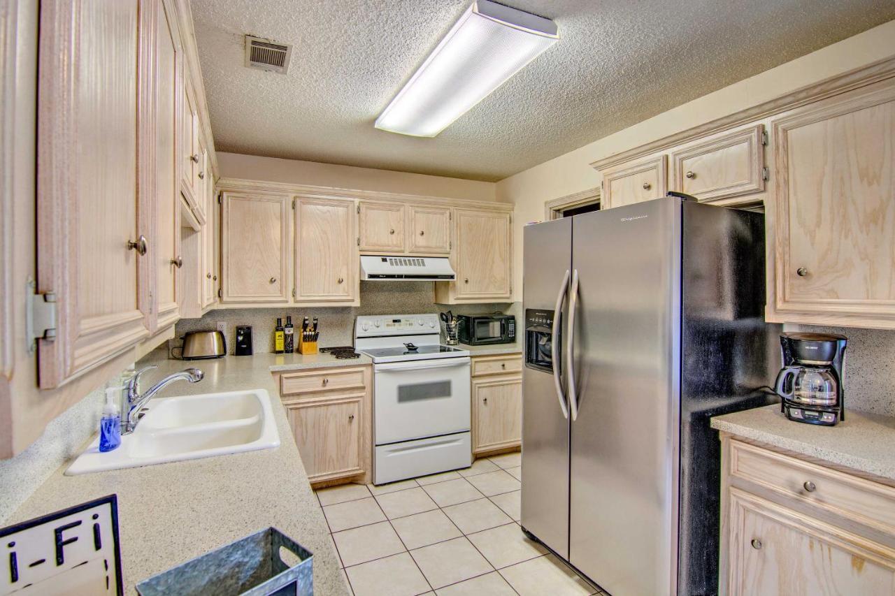 Lubbock Home With Deck And Yard - 8 Miles To Ttu! Dış mekan fotoğraf